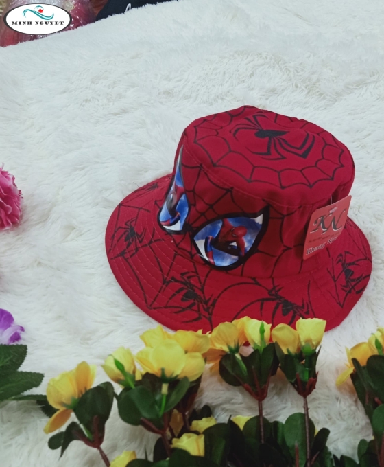 bo trung in nhện 3D