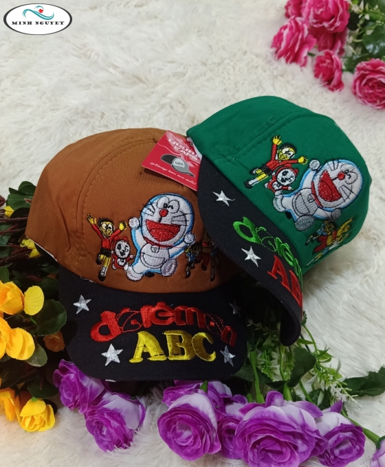 Nón lưỡi trai thêu doremon